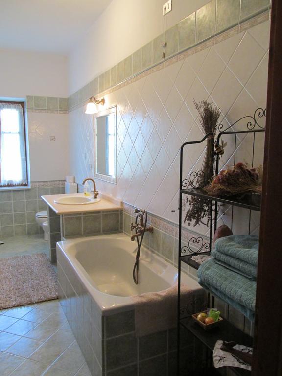 Hotel Agriturismo Arcobaleno Aramengo Pokoj fotografie